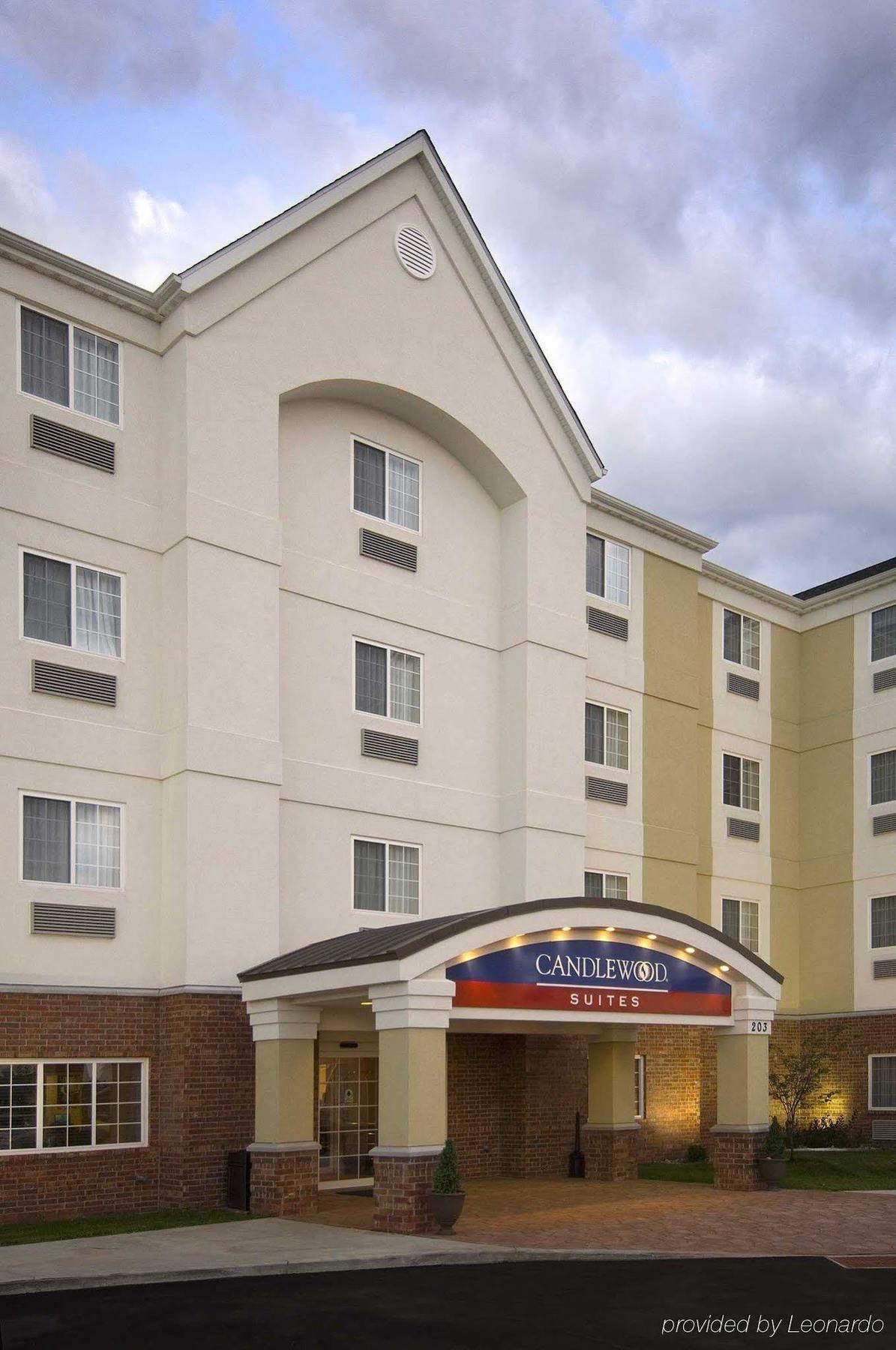 Candlewood Suites Pearl, An Ihg Hotel Exterior photo